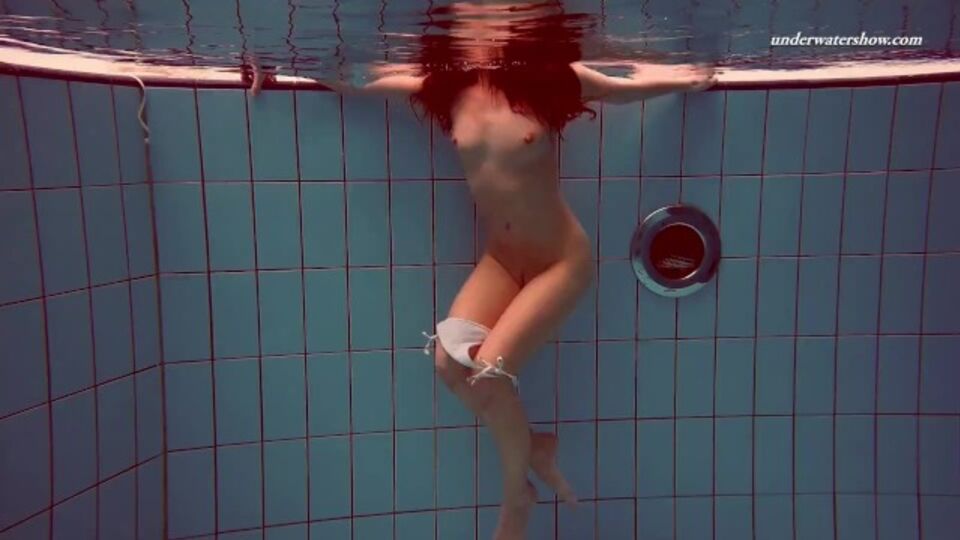 Underwater Show featuring dream girl's brunette petite video