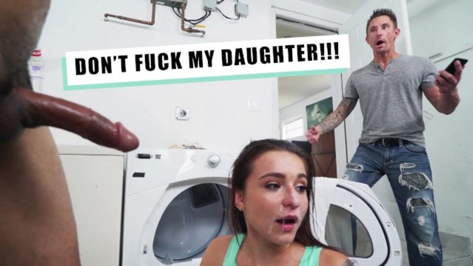 Kharlie Stone dans sexe brunette de Dont Fuck My Daughter