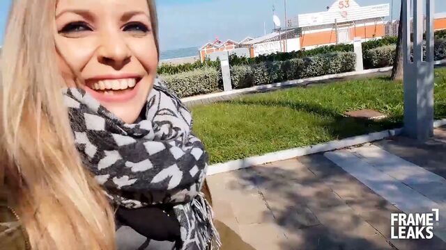 Escena con la sensacional Tina Princess con culo grande de Frameleaks