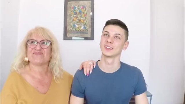 Guarda scena di stravagante Fina