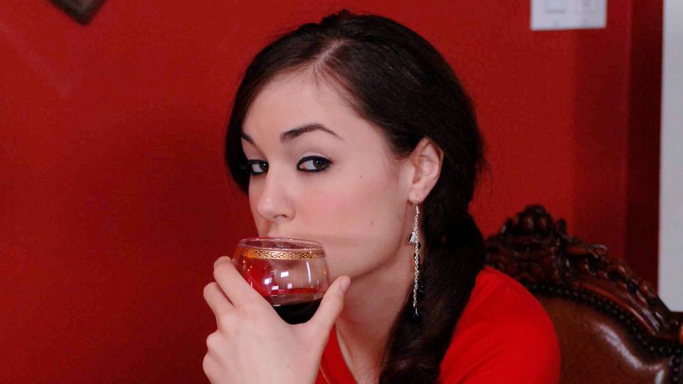 Preciosa Sasha Grey em vaqueira reversa sexo