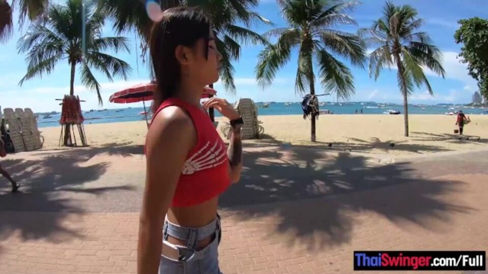Nymphe in Amateure Film von Thai Swinger