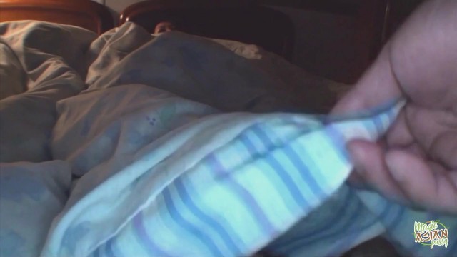 Magic Asian Pussy presenta pornografía con las sexo de tres de muchacha