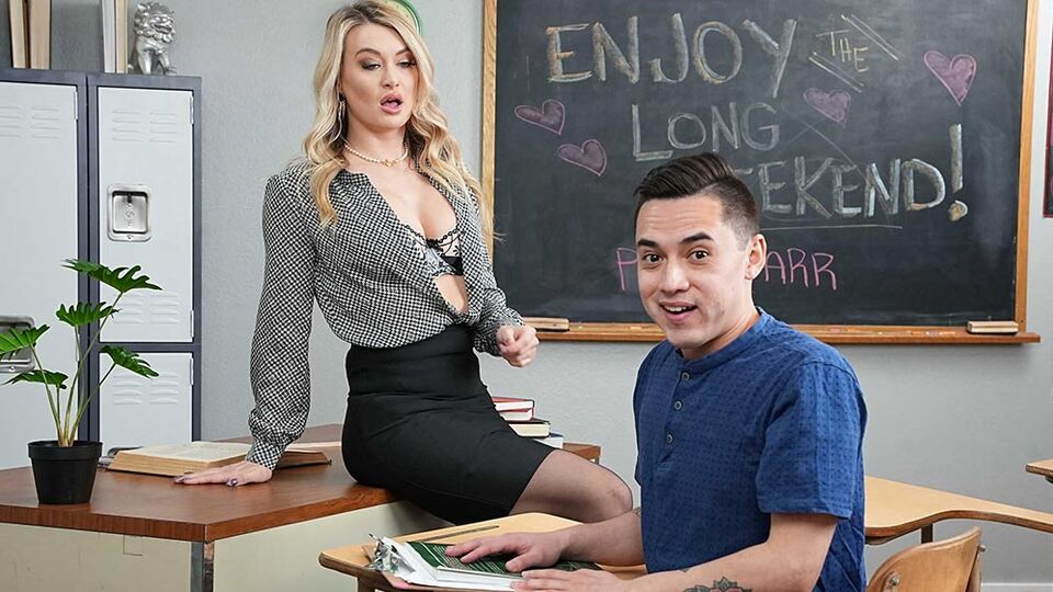 Streghetta Natalia Starr - trailer aula - My First Sex Teacher