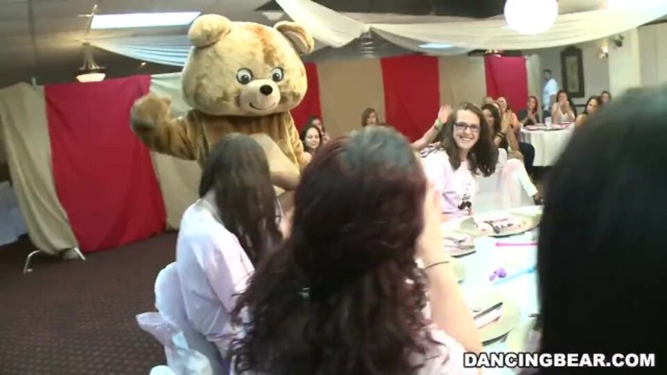 Dancing Bear - porno hd