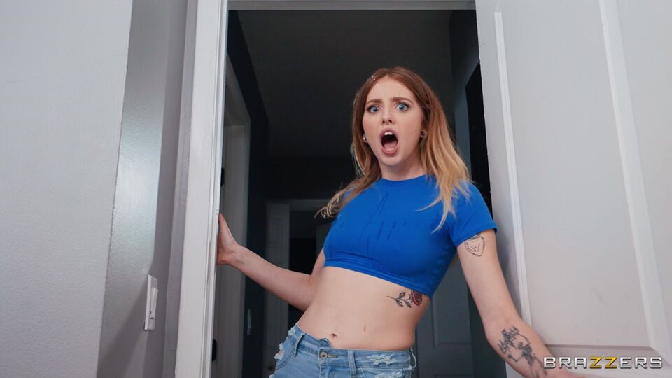 Brazzers Exxtra - scena tette grosse