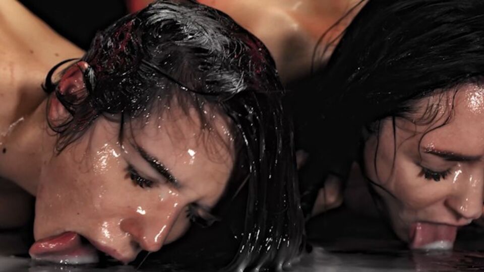 Video castana con seducentissima Eve