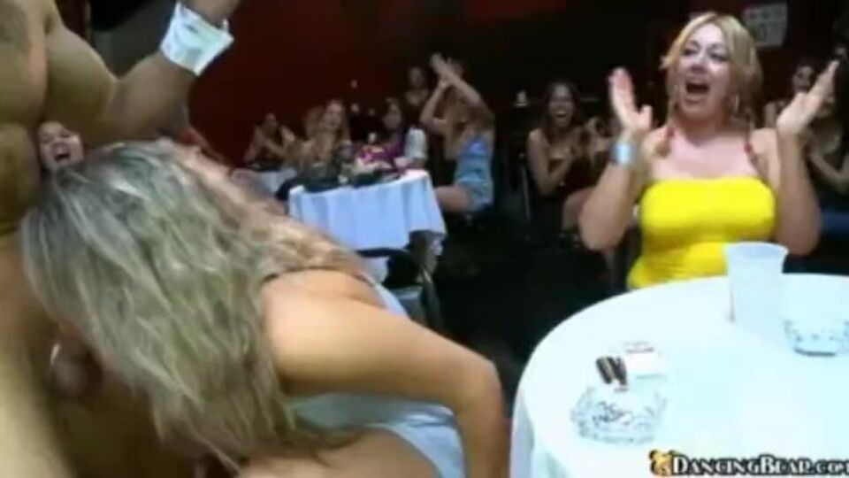 Zuccherina in clip fatto in casa di Dancing Bear