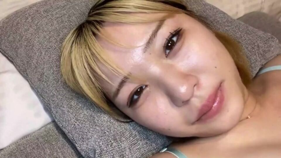 Adorable baby girl - blowjob movie - Mask Park