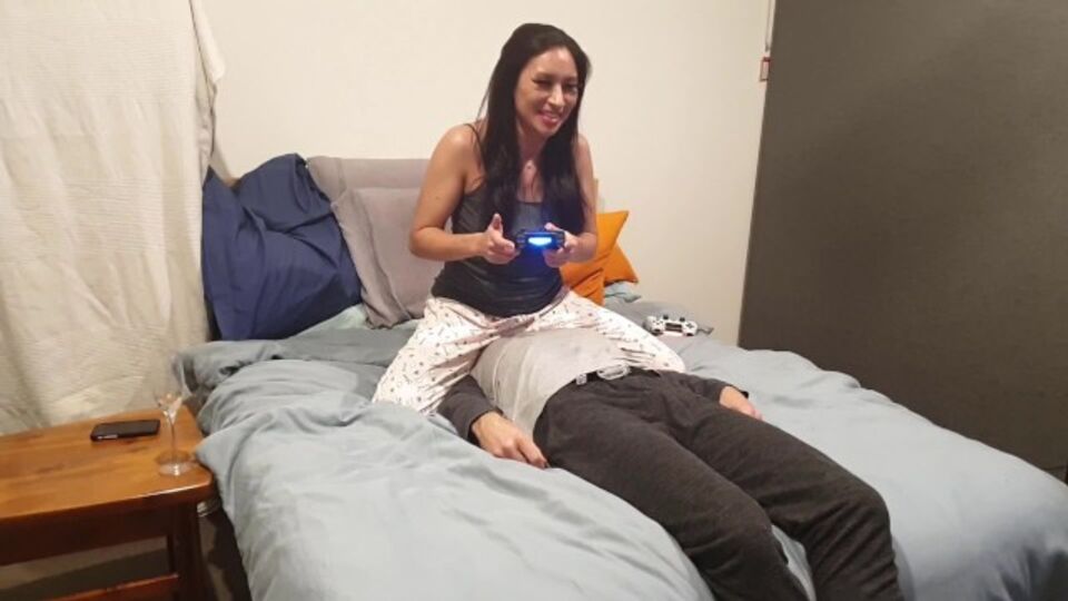 Filmato sorellastra con stilosa FunAussieCouple di Verified Amateurs