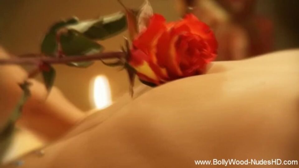 Appetibile Babes e India in clip castana