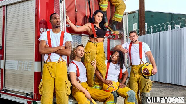 MILFy featuring Eva Angelina's blowjob scene