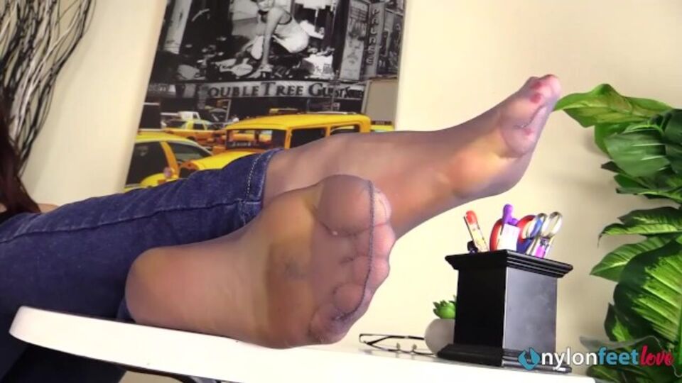 उदात्त शौकिया - hd अश्लील साहित्य - Nylon Feet Love