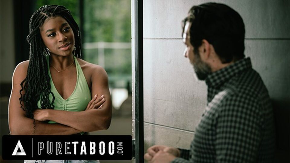 Sesso pornodiva con conquistatrice Tommy Pistol di Pure Taboo
