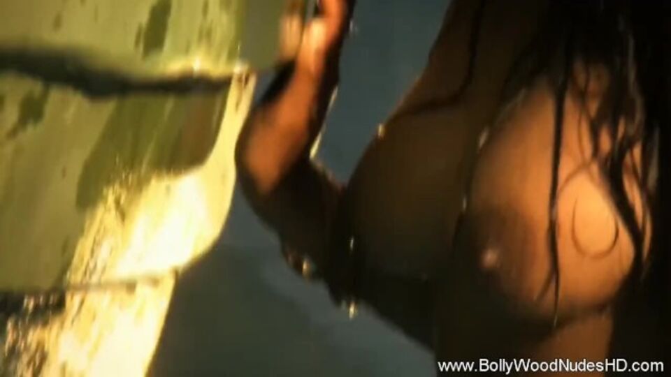 Bollywood Nudes HD - video milf