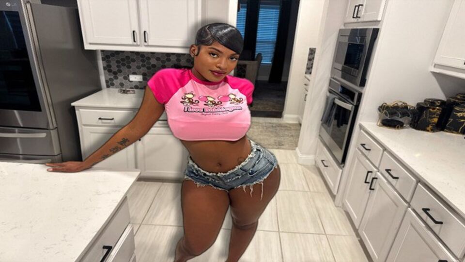 La muy caliente Gina WAP en porno de POV