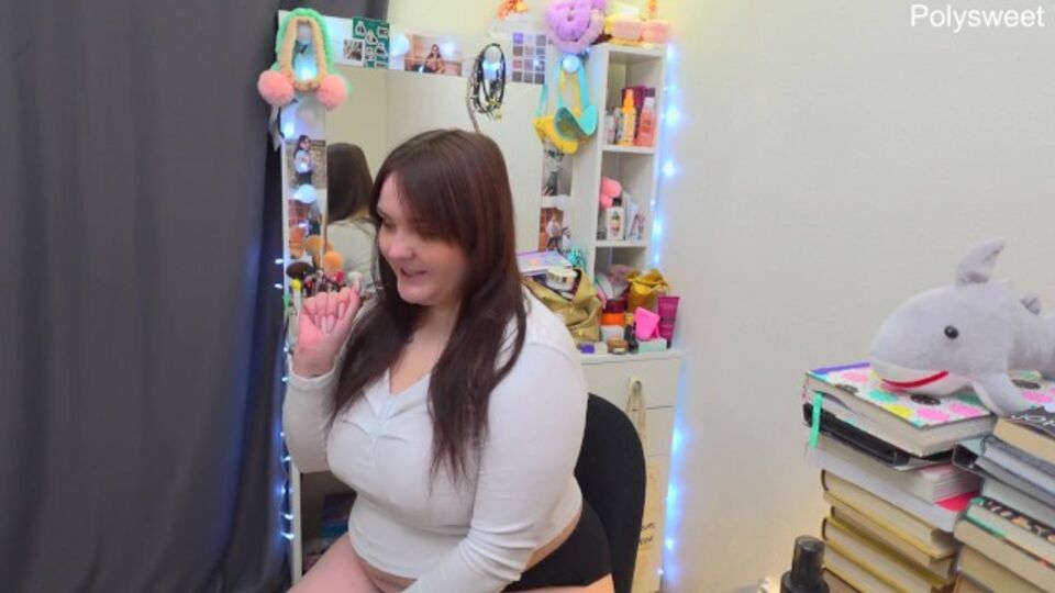La hipnótica Polysweet - escena de mujer sola - Verified Amateurs
