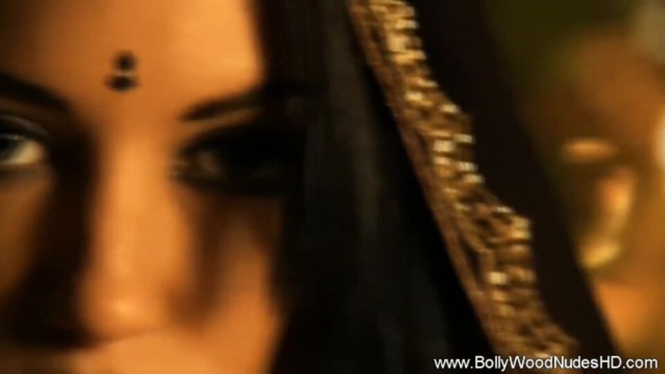 Bollywood Nudes HD - solo scene