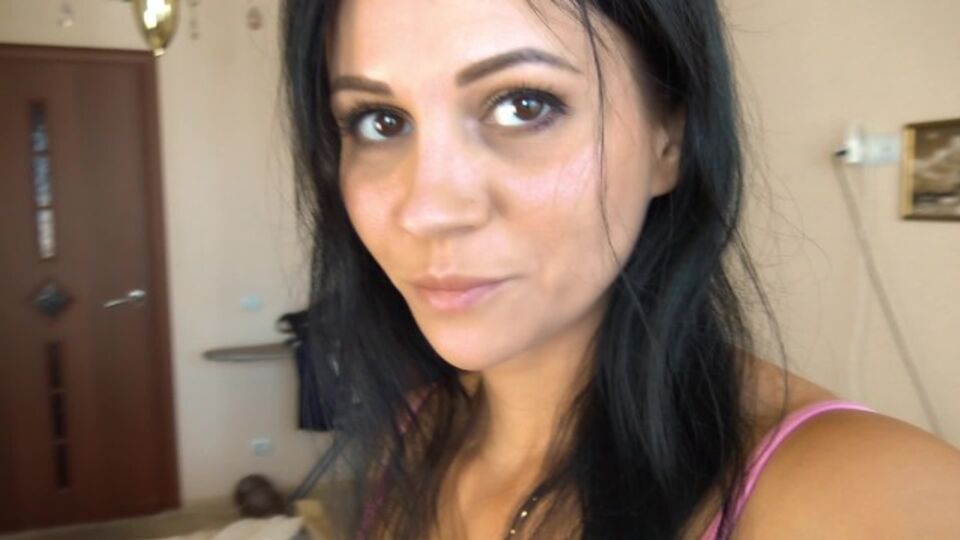 Mira pornografía con la coqueta Kristina Slut