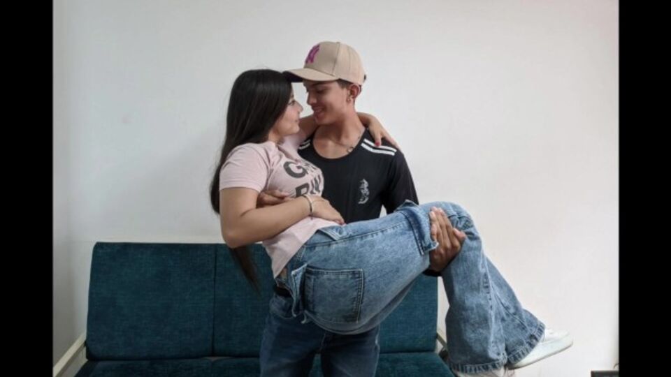 Tráiler de latina protagonizado por la caliente Mckencie12