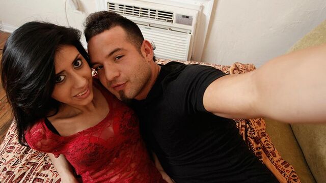 Arruffata Angel Del Rey - oscenità figa pelosa - Mofos