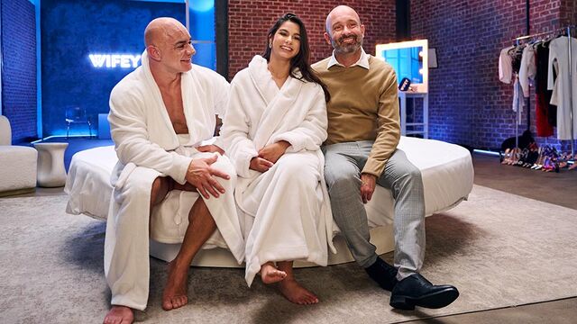 Blooming Misty Addams's long hair video