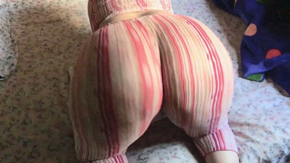 Película de tetas grandes con Tangawiaskhona