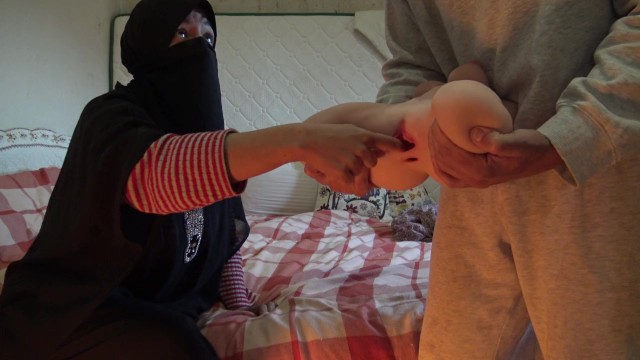 Delicious SouzanHalabi's babysitter smut