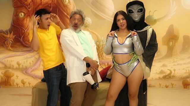 Watch marvelous Elizabeth Márquez's smut