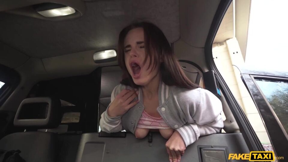 Sultry Olivia's doggystyle smut