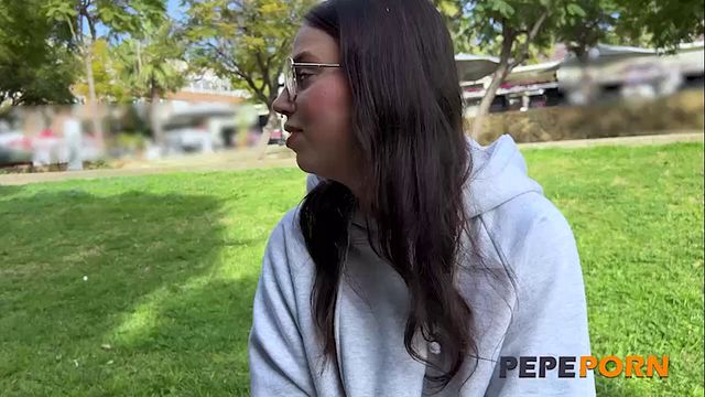 Adelanto de la deseable mujercita de casero 