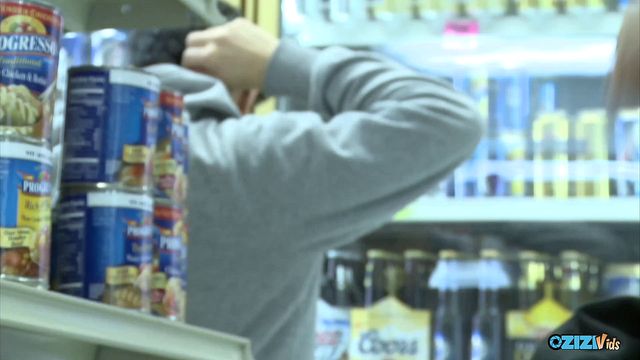 Zizi Vids presenta trailer culo grande con Jasmine Jolie