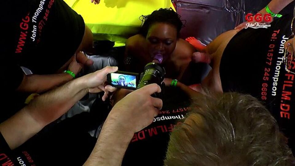 बिम्बो में गैंगबैंग क्लिप Erotic Planet द्वारा