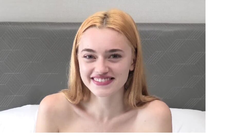 Trailer hd con beata Petite