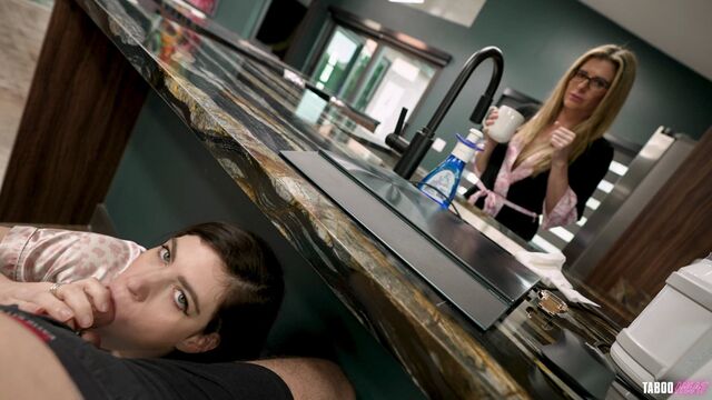 Porno par derrière de la maligne Nicole 