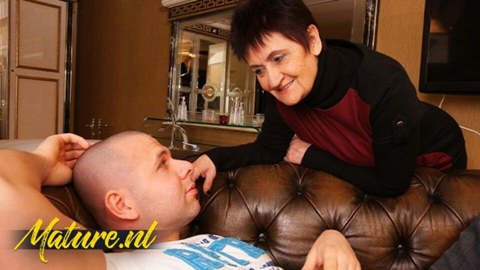 Excellent cocotte's hardcore sex