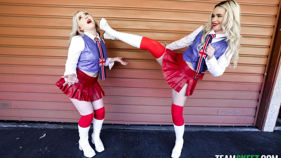 Well-formed Eva Nyx and Khloe Kingsley at big ass porn