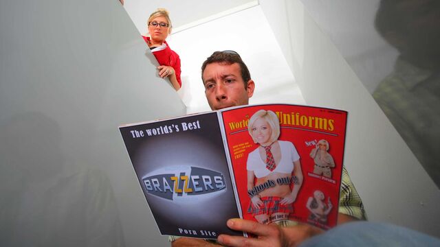 Brazzers Exxtra - contenu longues jambes