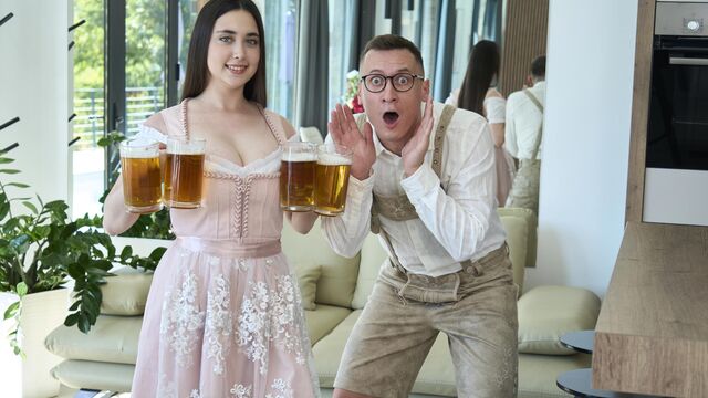 La diosa Remido en escena de polla grande