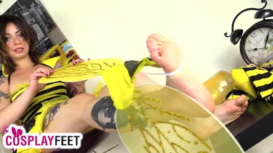 So hot Bee - stockings video - Cosplay Feet