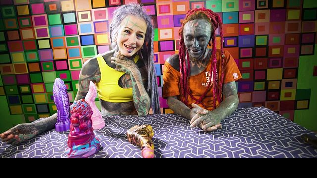 La coquine Anuskatzz et Lily Lu - séquence alternative - Dirty Dreaz