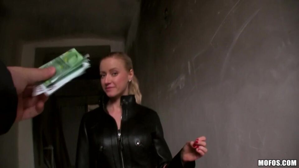 Blooming Vicktoria Redd's skinny xxx