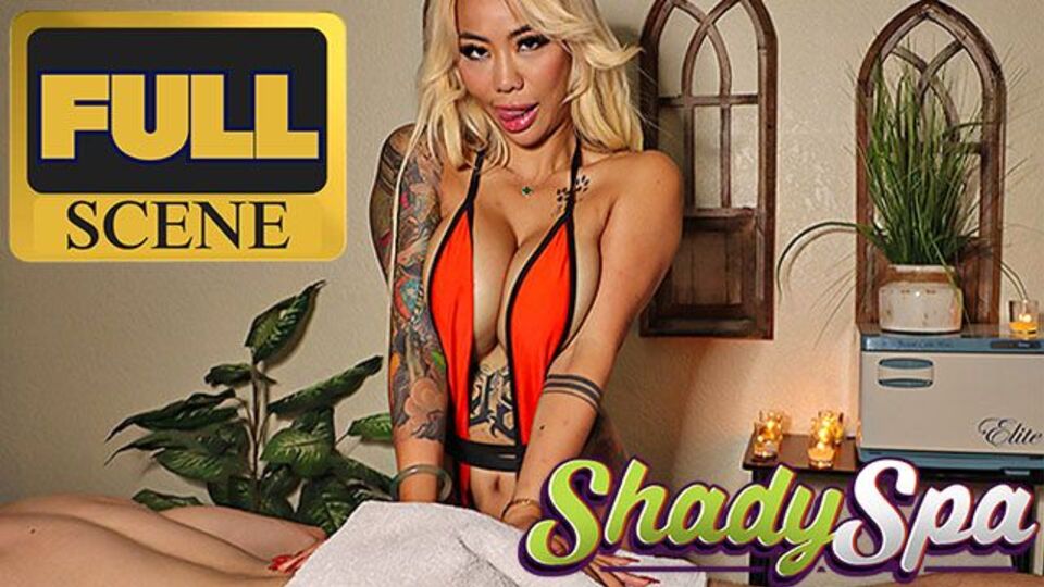 Victoria's tugging xxx