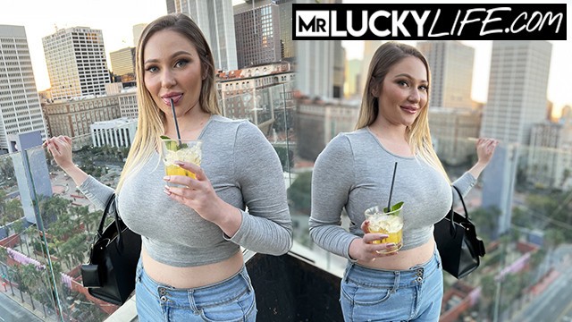 Auffällige Schnuckelchen's Fickfilm anschauen