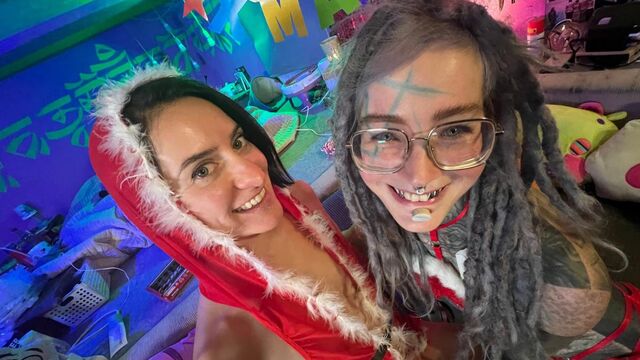 Anuskatzz e Miss Flora em boquete ação no z-filmz-originals